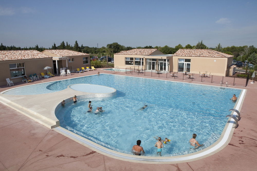 Hotel Les Demeures Du Ventoux - Vacanceole à Aubignan Extérieur photo